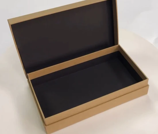 Kundenspezifischer Magnetverschluss, dekorative Gold-Heißpräge-Geschenkbox aus starrem Karton in Form eines gefälschten Buches